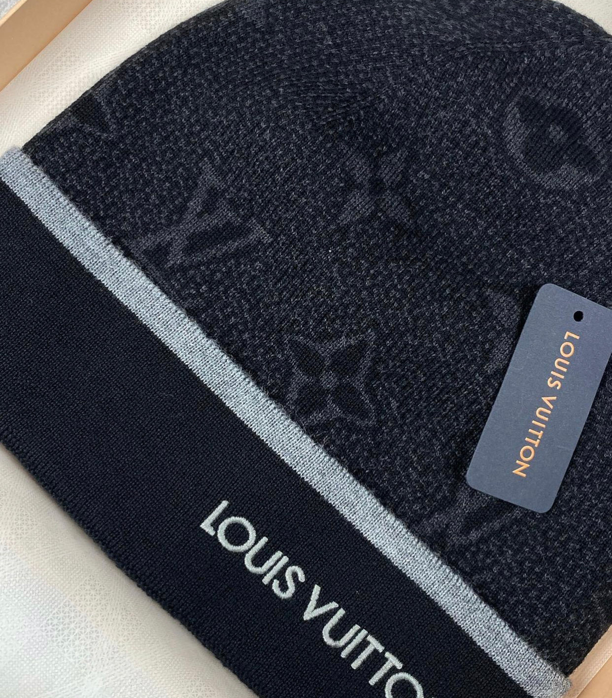 Coffret Bonnet & Écharpe Louis Vuitton Noir