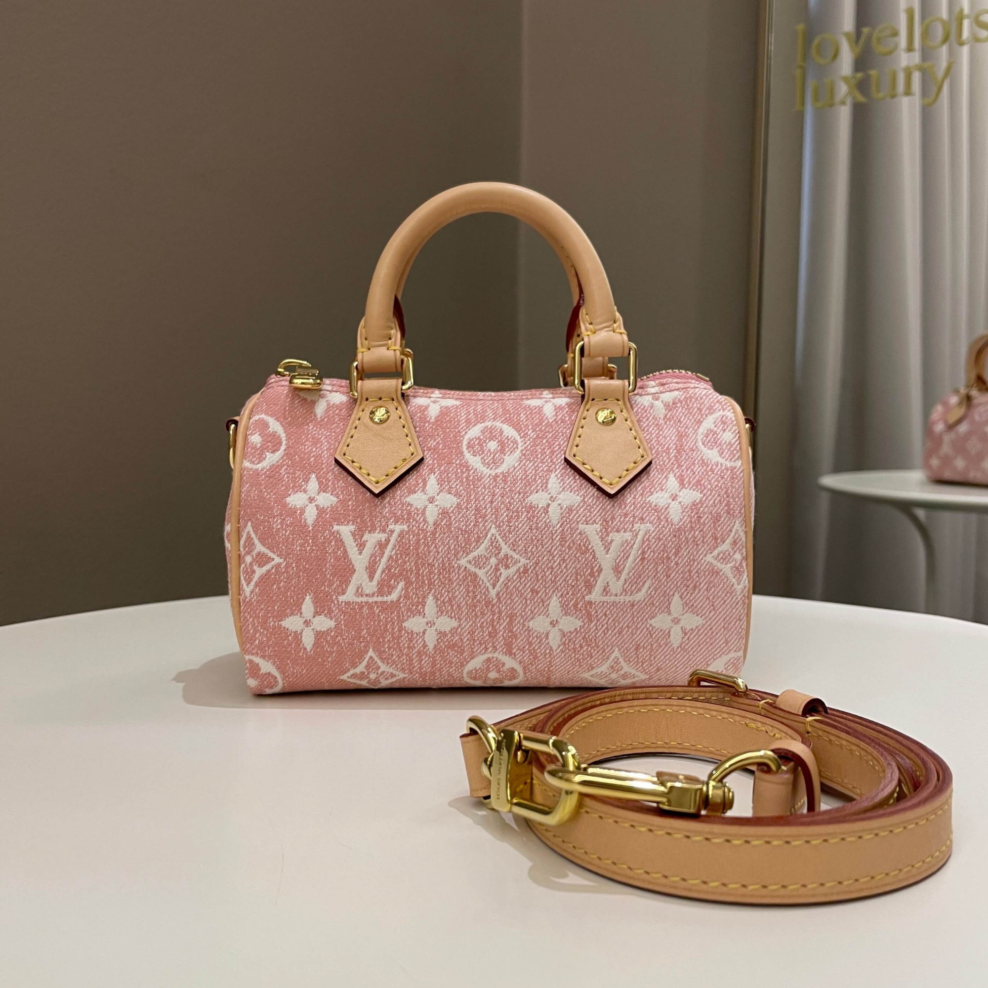 Sac Louis Vuitton Nano Speedy Rose