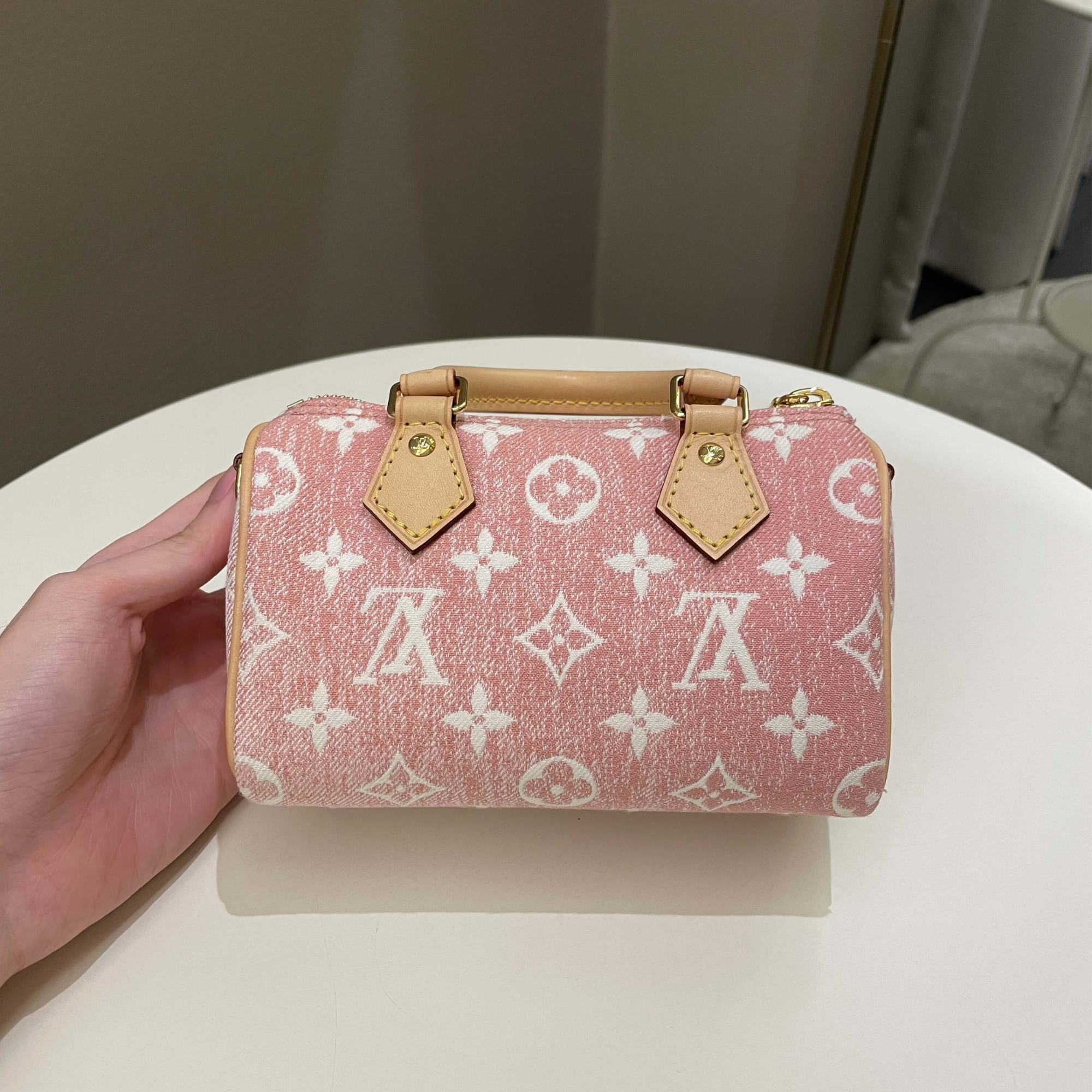 Sac Louis Vuitton Nano Speedy Rose